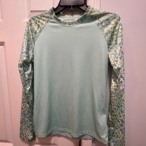 Columbia omni-shade sun protection size small